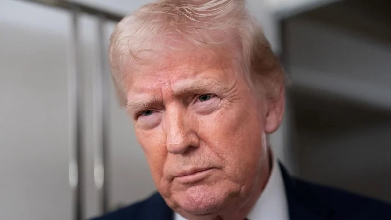 Zpráva: Trump vyjádřil podporu íránským demonstrantům, hrozí zásahem