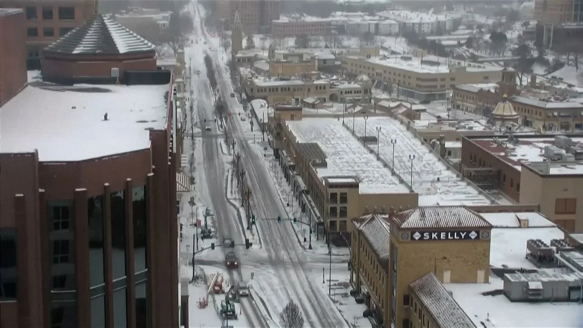 Ilustrace k článku: Ledová bouře v USA zasáhla desetitisíce lidí, v Texasu jsou bez elektřiny