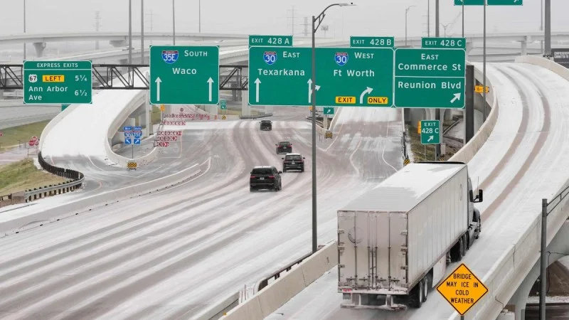 Zpráva: Teplotní rozdíl v USA překračuje 70 °C, severní státy zasáhla arktická zima
