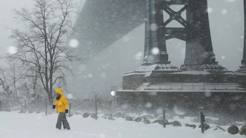 Zpráva: Zimní bouře v USA si vyžádala devět obětí a zrušila tisíce letů