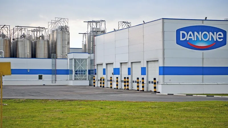 Zpráva: Danone stahuje kojeneckou výživu, akcie prudce klesají