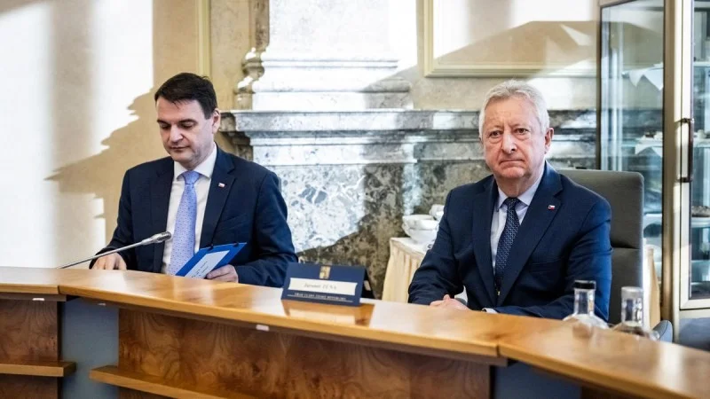 Zpráva: Obrana dostane o 21 miliard korun méně, nové projekty se posunou na rok 2027