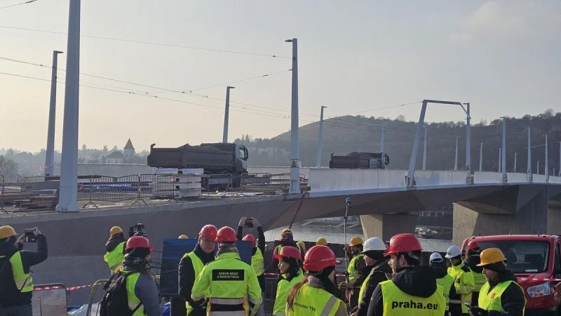Zpráva: Praha hledá jméno pro nový most, který je zatím známý jako Dvorecký