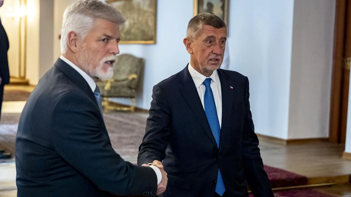 Ilustrace k článku: Politologové hodnotí vynechání schůzky na Hradě jako projev odporu vůči prezidentovi