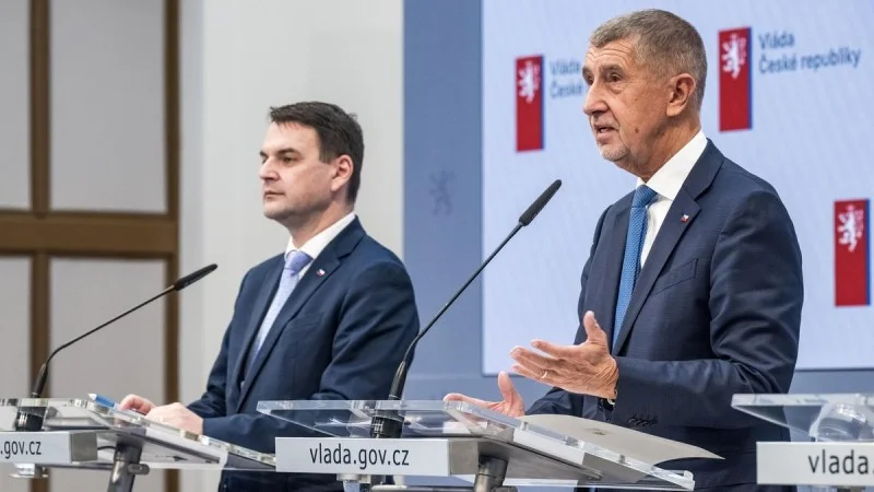 Zpráva: Babiš vyzval Pavla a Macinku k jednání kvůli napětí ve vládě