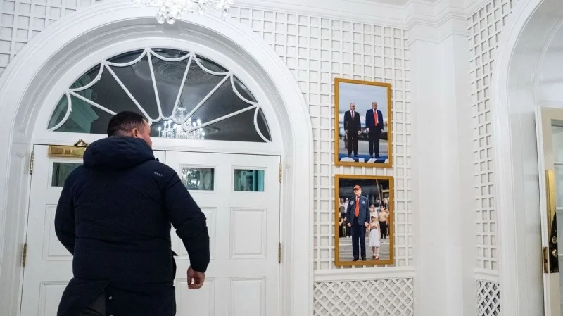 Zpráva: V Bílém domě visí nová fotka Trumpa s Putinem