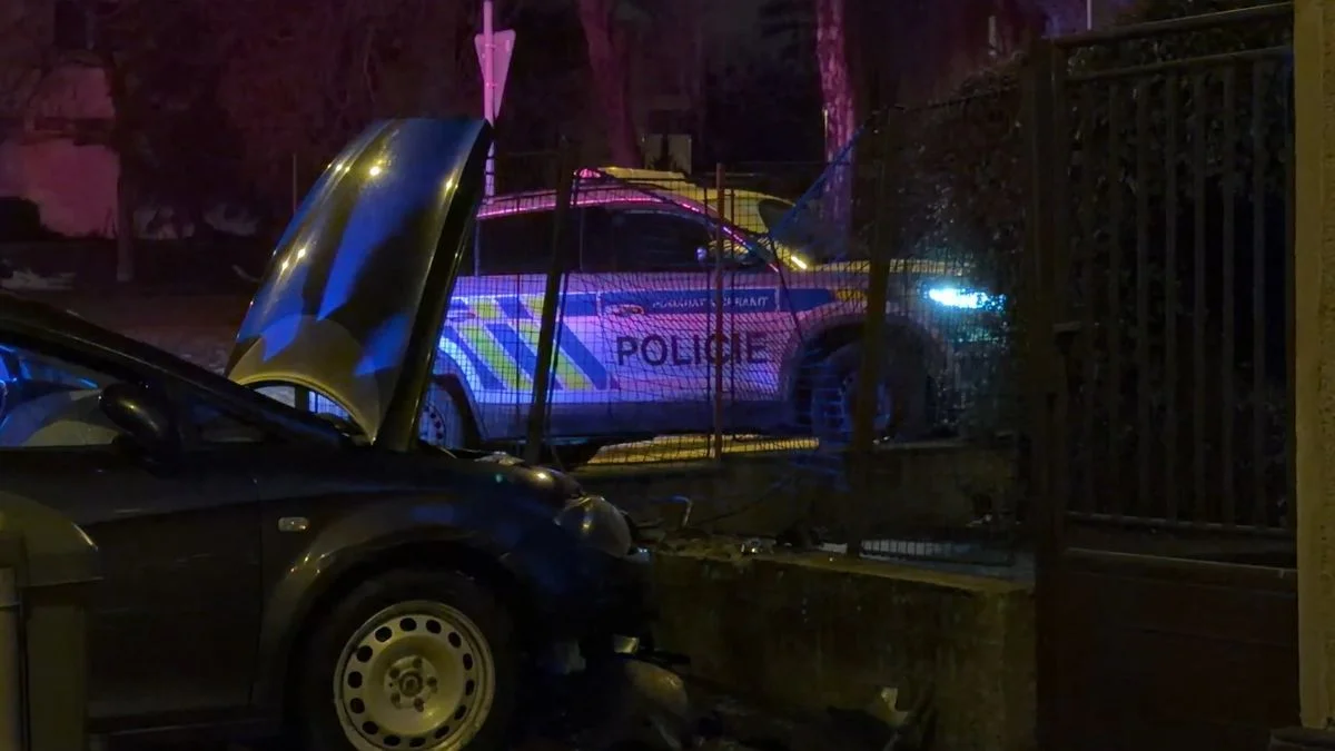 Ilustrace k článku: Opilý řidič v Praze naboural do několika aut, policie zadržela podezřelého