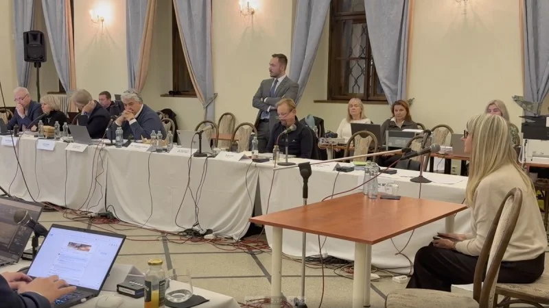 Zpráva: Politici Prahy 1 reagují na svědectví lékařů o bossingu v nemocnici