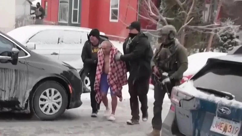 Zpráva: Zadržení Američana v Minnesotě: Svědectví o zásahu ICE