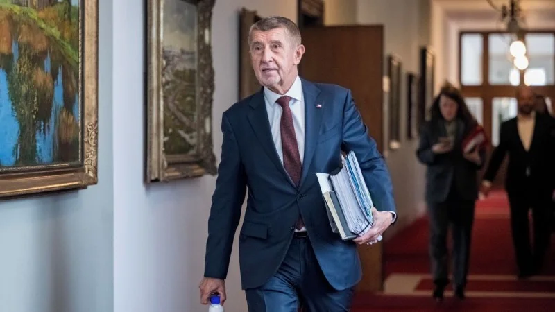 Zpráva: Babiš inicioval diskusi o financování zbrojařského průmyslu