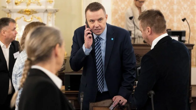 Zpráva: V Česku se šíří dezinformace, varuje slovenský expert Victor Breiner