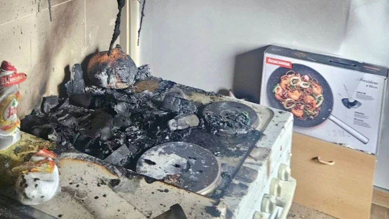 Zpráva: Požár v pražské Libuši a zřícení domu v Hloubětíně: Evakuace a zásahy hasičů