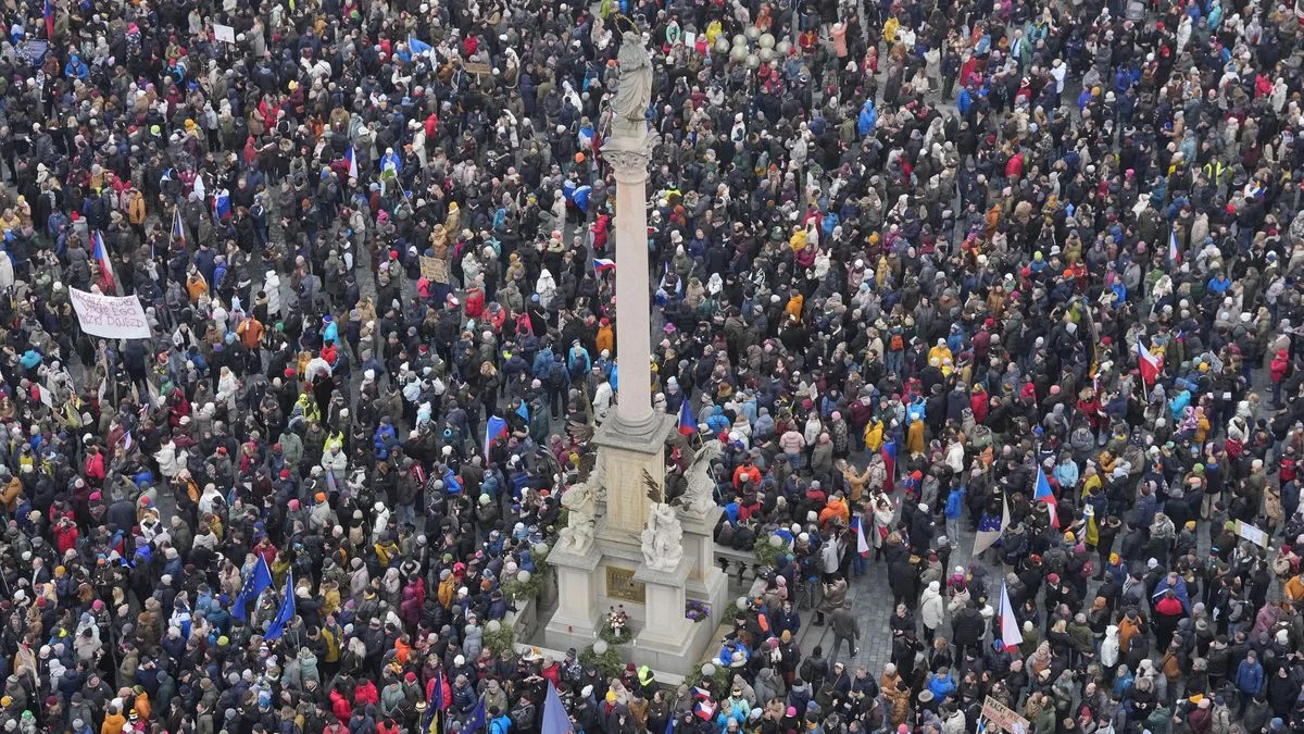 Ilustrace k článku: Minář: Neuděláme stejnou chybu jako na Slovensku, vyzval k akci na Staroměstském náměstí
