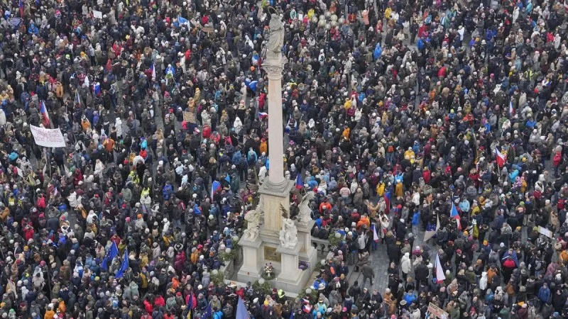 Zpráva: Minář: Neuděláme stejnou chybu jako na Slovensku, vyzval k akci na Staroměstském náměstí