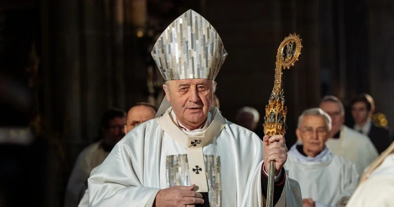 Zpráva: Vatikán dnes oznámí nástupce arcibiskupa Graubnera, favorit se rýsuje