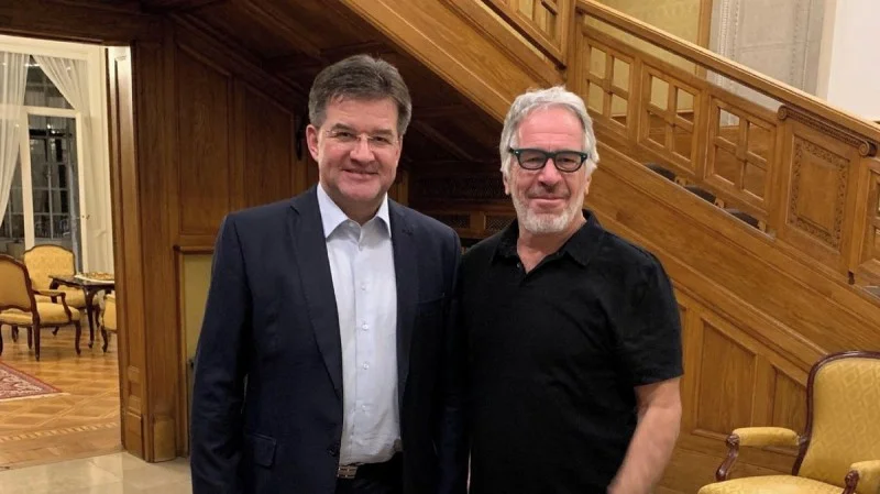 Zpráva: Lajčák přiznal chyby v komunikaci s Epsteinem, cítí se jako hlupák