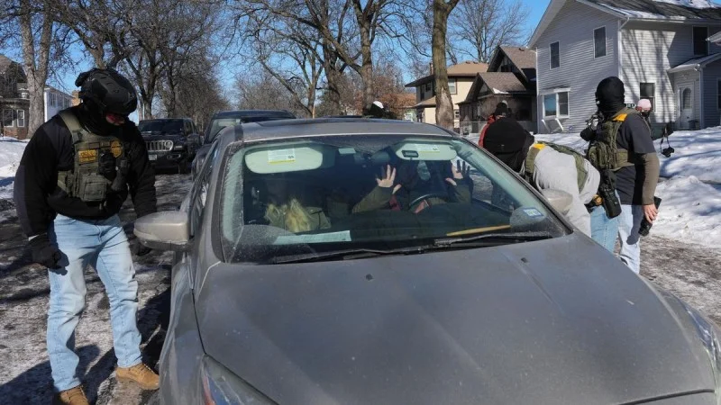 Zpráva: Příslušníci imigračního úřadu ICE v Minneapolis budou nosit kamery na těle