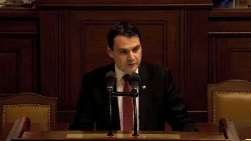 Zpráva: Macinka: Prezident bojuje s temnou stránkou své osobnosti