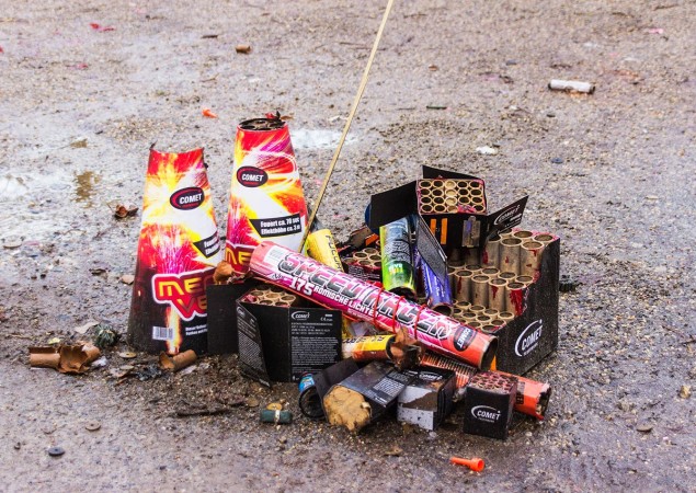 Zpráva: Těžké zranění při manipulaci s nelegální pyrotechnikou v Českých Budějovicích