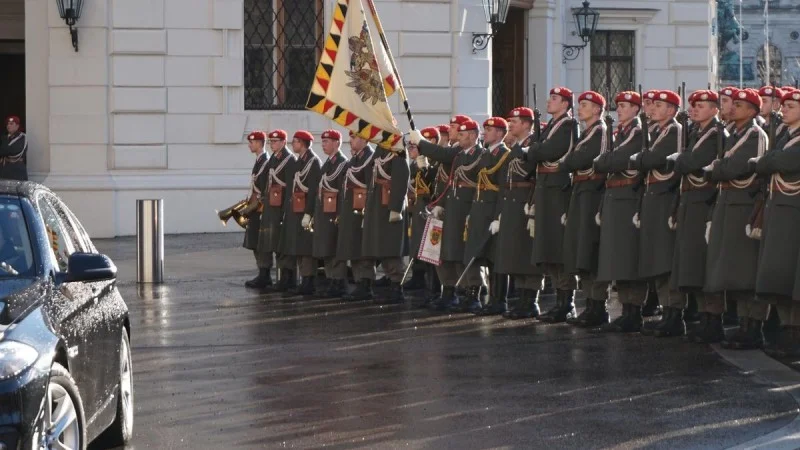 Zpráva: Vrátí se povinná vojna? Rakousko prodlužuje vojenskou službu, Česko zůstává pozadu