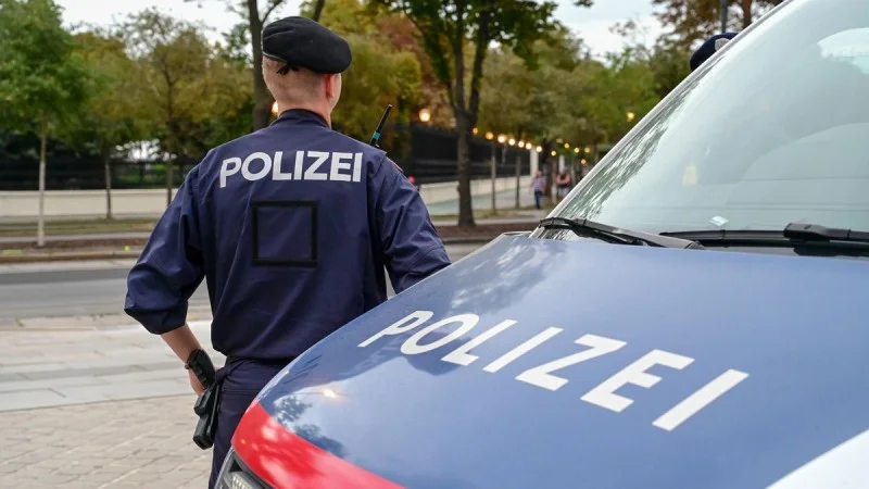 Zpráva: Český pár zajištěn za opakované krádeže v Lince, škoda v desítkách tisíc