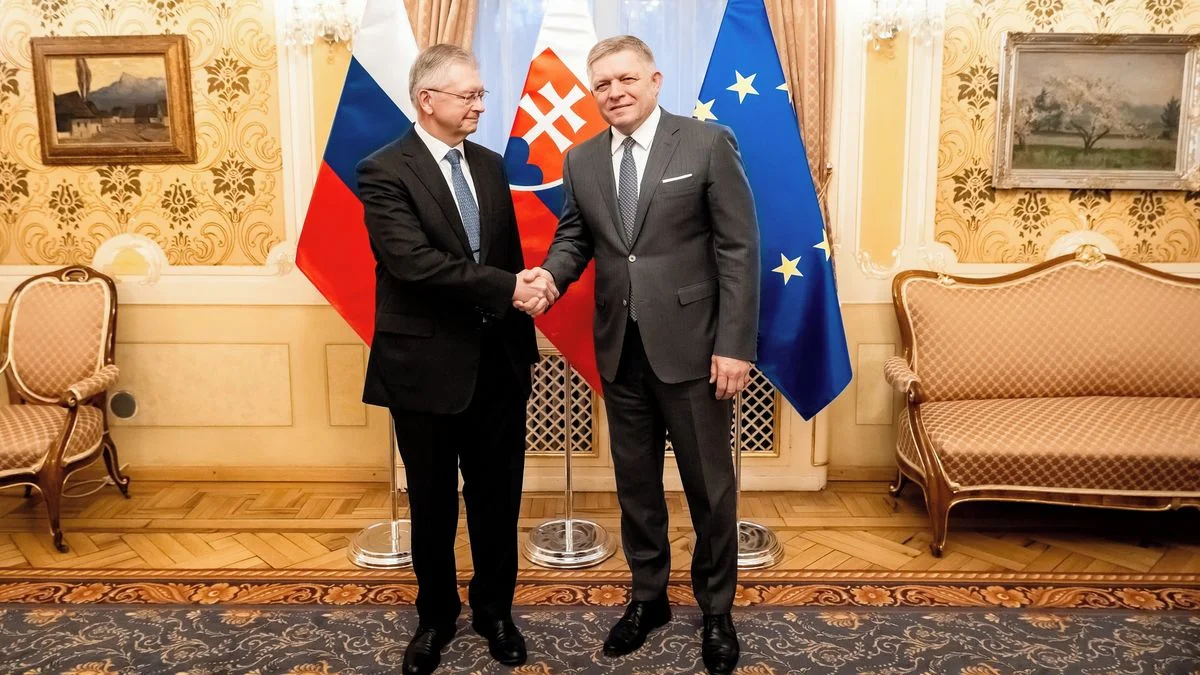 Ilustrace k článku: Fico otevřel dveře ruskému velvyslanci Andrejevovi