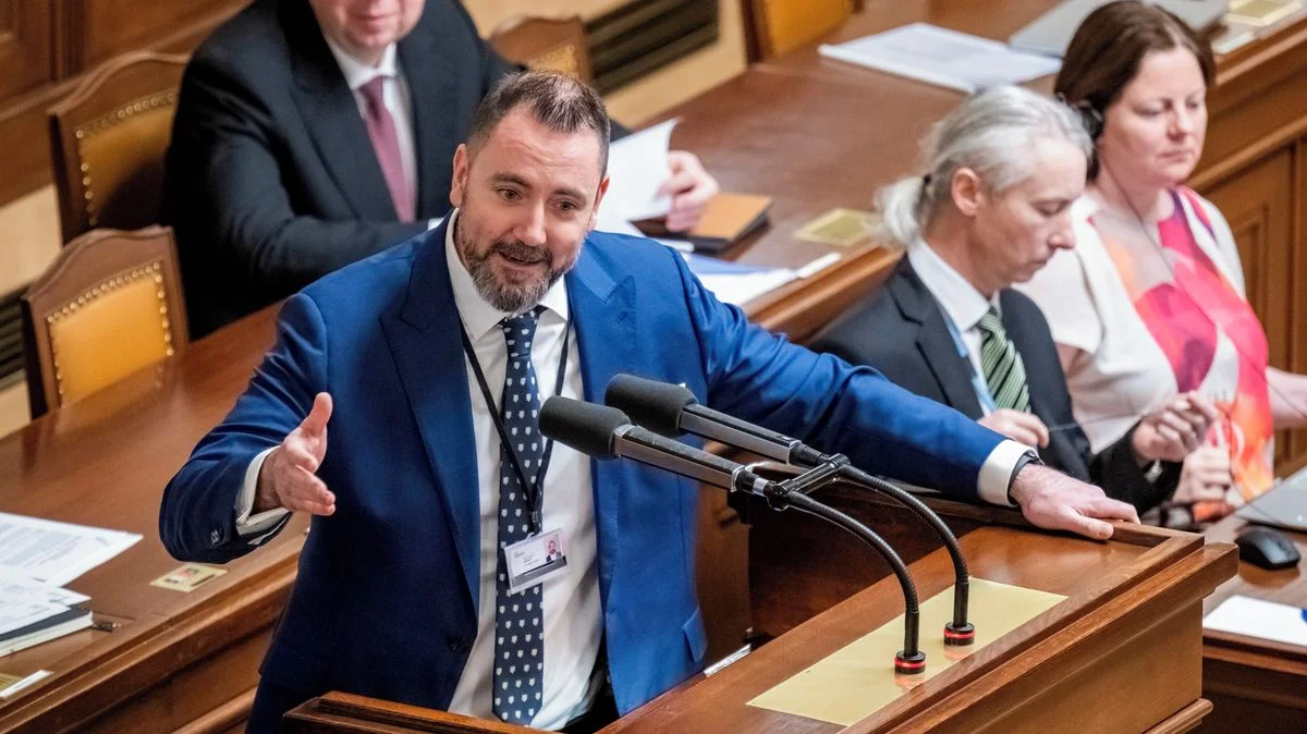 Ilustrace k článku: Poslanec Igor Červený komentuje rozpočet a spekulace o Richardu Chladovi