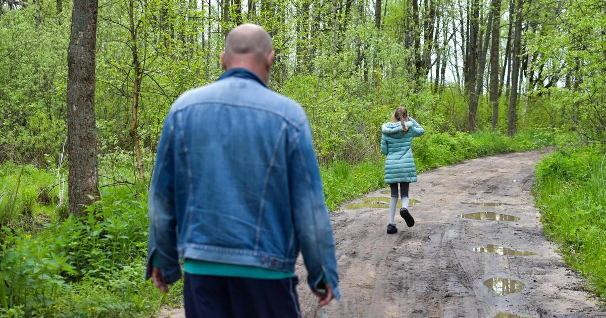 Ilustrace k článku: Fenomén lovců pedofilů: Jak se spravedlnost bere do vlastních rukou