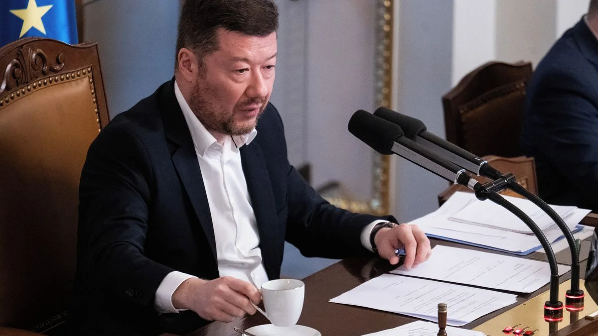 Ilustrace k článku: Okamura: Závazek zvyšování obranných výdajů pro naši vládu neplatí