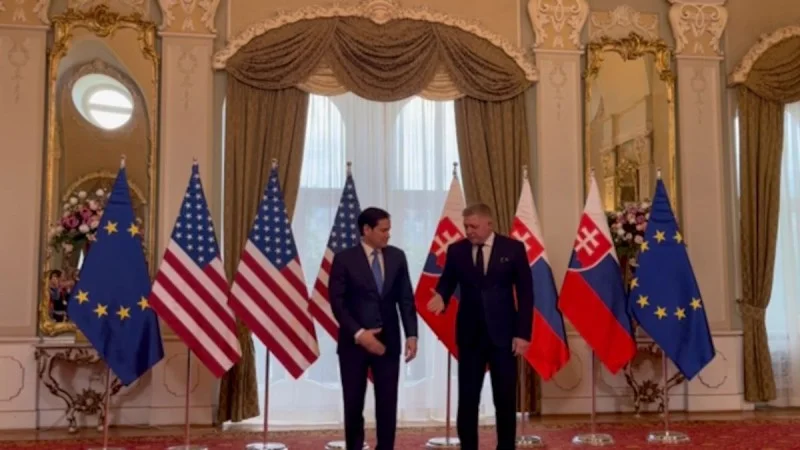 Zpráva: Fico nabízí Rubiovi pomoc s vyřešením války na Ukrajině