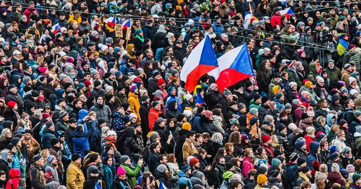 Ilustrace k článku: Demonstrace na podporu prezidenta Pavla se konají po celé ČR, Letná má stanovený termín