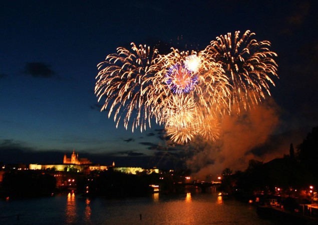 Zpráva: Novoroční ohňostroje zhoršily kvalitu ovzduší v Praze, ukazuje mapa
