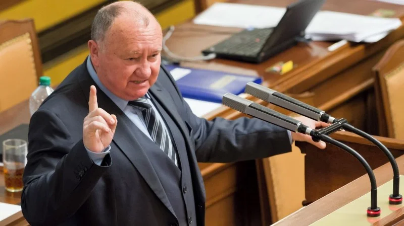 Zpráva: Jandák se uchází o místo v Radě ČRo, vyzývá k nestrannosti a kritizuje média