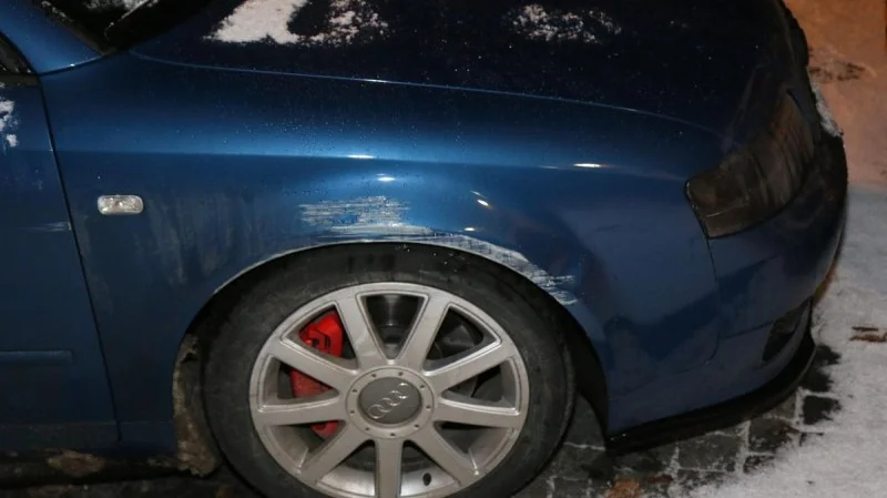 Zpráva: Zloděj odcizil nastartované auto u čerpací stanice, policie jej rychle dopadla