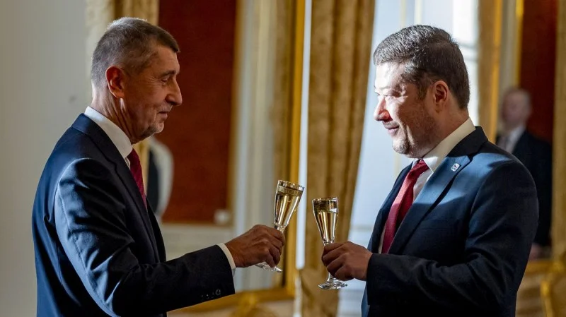 Zpráva: Opoziční senátoři kritizují Okamurovy výroky, vyzvali Babiše k reakci