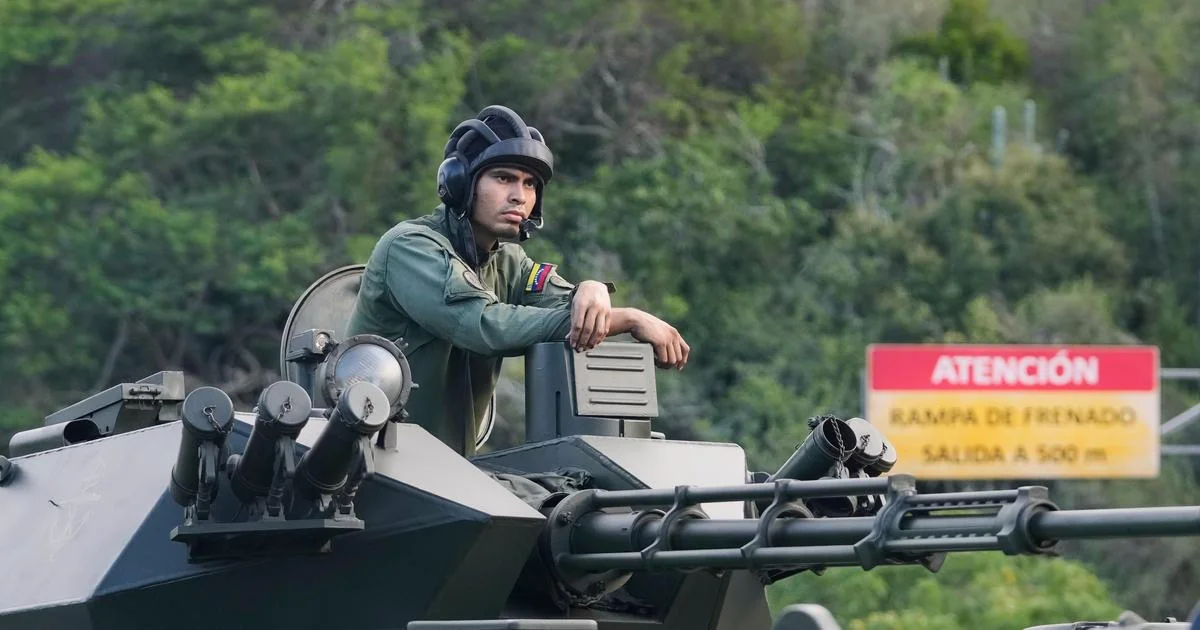 Ілюстрація до статті: Експерт попереджає про ризик збройного конфлікту у Венесуелі