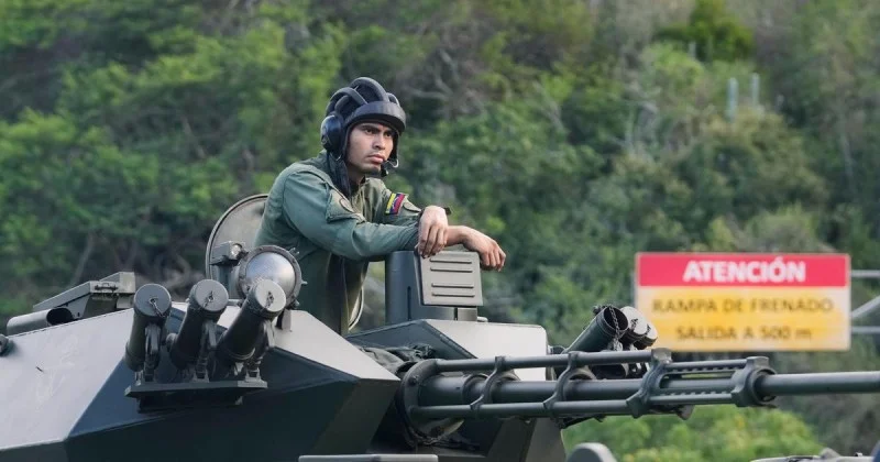 Zpráva: Možný ozbrojený konflikt ve Venezuele: Riziko podle odborníků nelze podceňovat