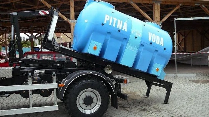 Ілюстрація до статті: Відсутність питної води в Угерському Острогу через аварію трубопроводу