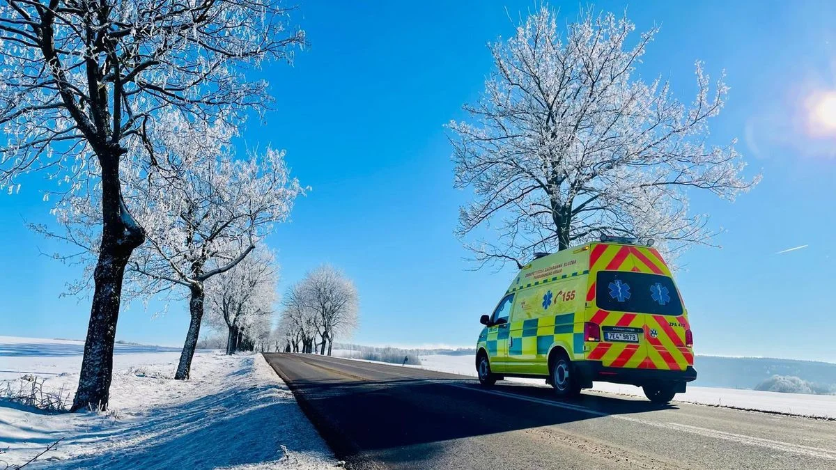 Ilustrace k článku: Bruslaři na Chrudimsku pomohli zraněnému kamarádovi i v ponožkách