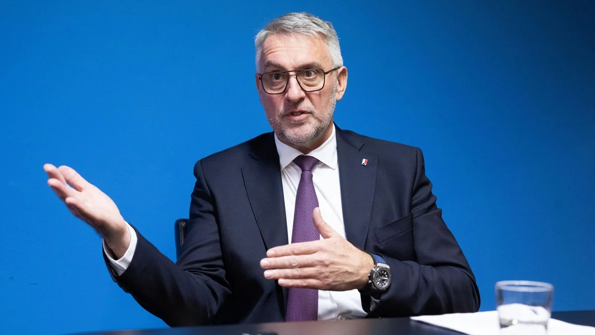 Ilustrace k článku: Babiš pověřil Metnara reformou vedení České pošty