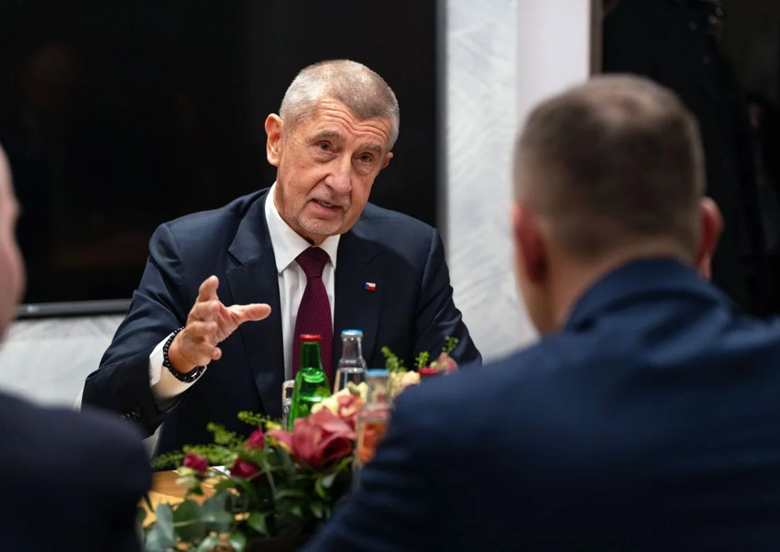 Ilustrace k článku: Premiér Babiš reagoval na kontroverzní výroky T. Okamury