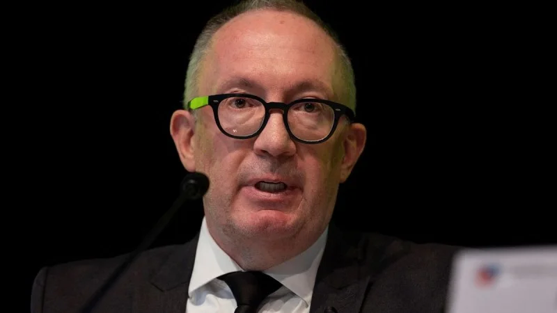 Zpráva: Smrtící požár ve švýcarském baru: Nedostatečné kontroly od roku 2019, přiznal starosta