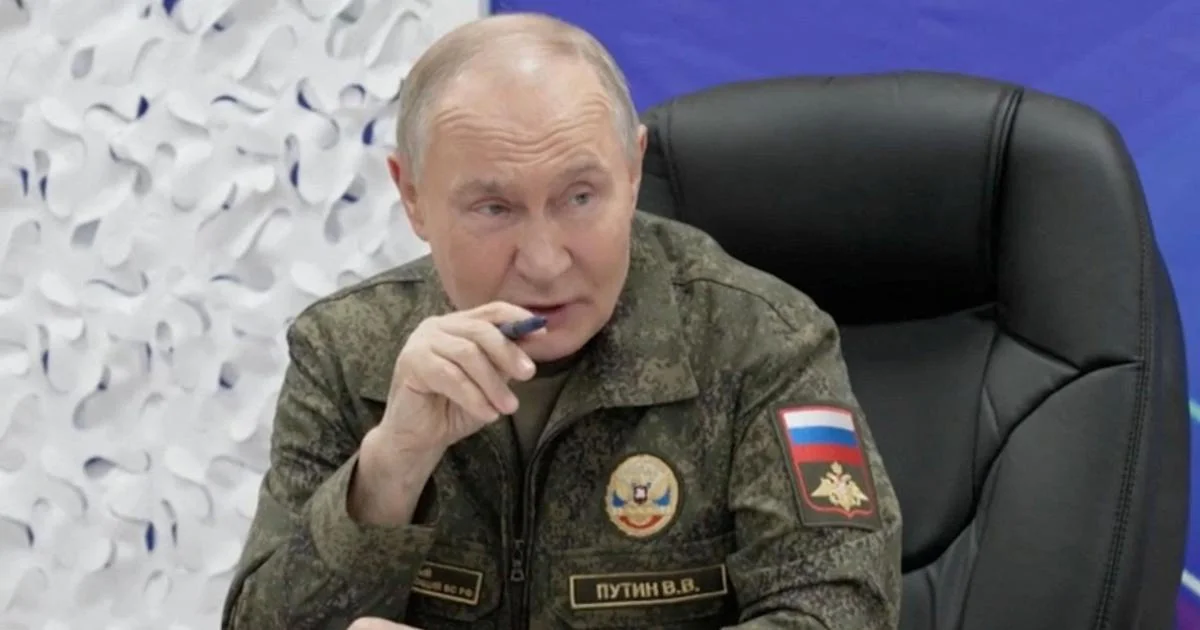 Ilustrace k článku: Trumpův exporadce varuje Evropu: „Příměří je iluze.“ Naději vkládá do nečekaného muže