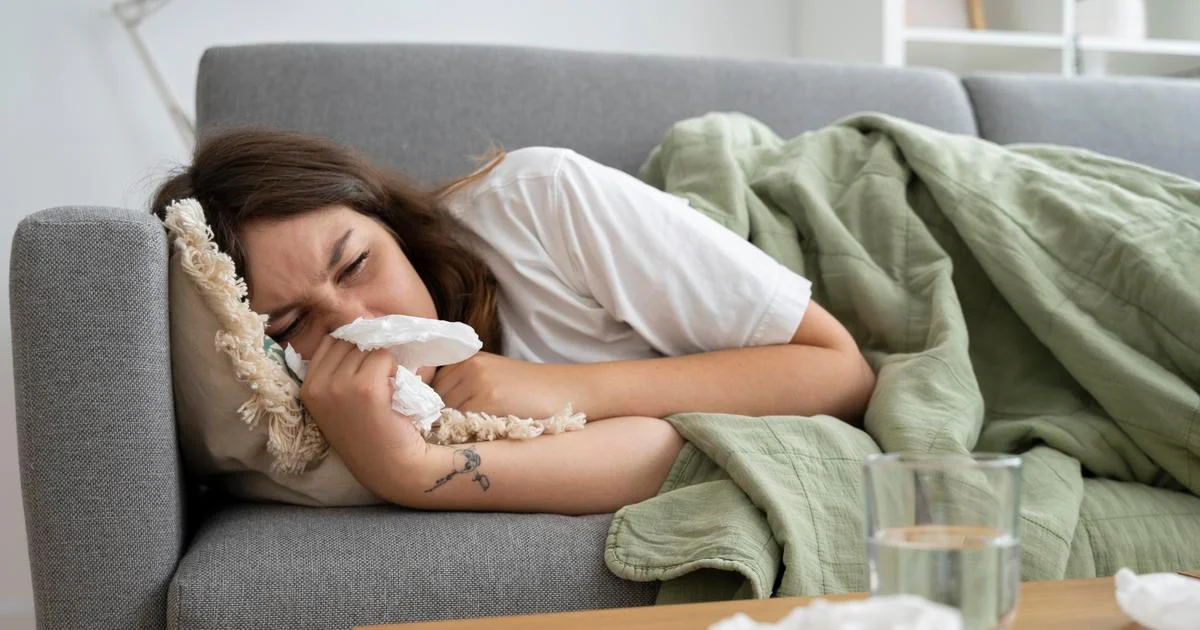 Иллюстрация к статье: В Чехии бушует мутационная гриппозная эпидемия: врачи предупреждают о тяжелых симптомах