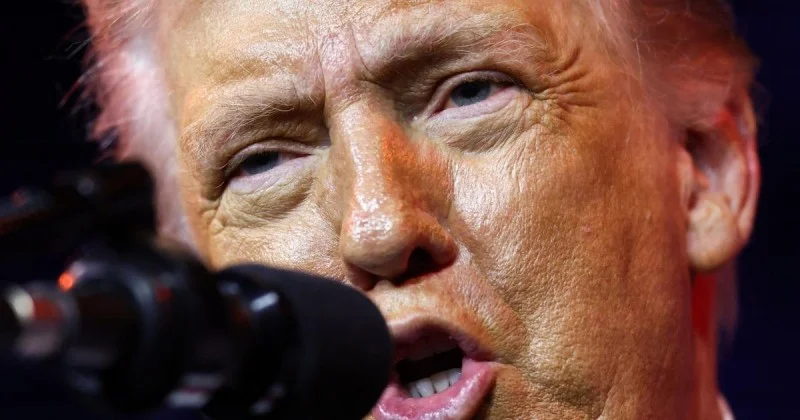 Zpráva: Trumpova snaha o Grónsko: Paralely s Ukrajinou a národní bezpečnost