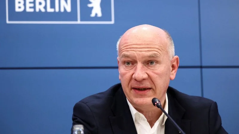 Zpráva: Primátor Berlína čelí kritice za tenis během výpadku elektřiny