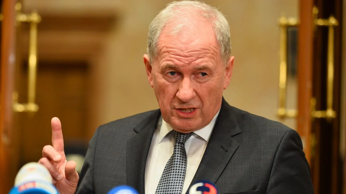 Ilustrace k článku: Baxa: Obavy Macinky ohledně Ústavního soudu jsou neopodstatněné