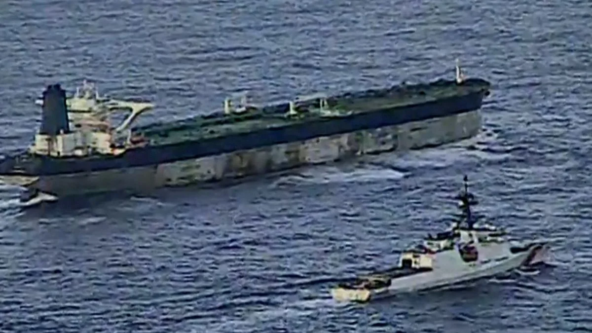 Ilustrace k článku: Britské ozbrojené síly pomohly Američanům při zadržení tankeru pod ruskou vlajkou