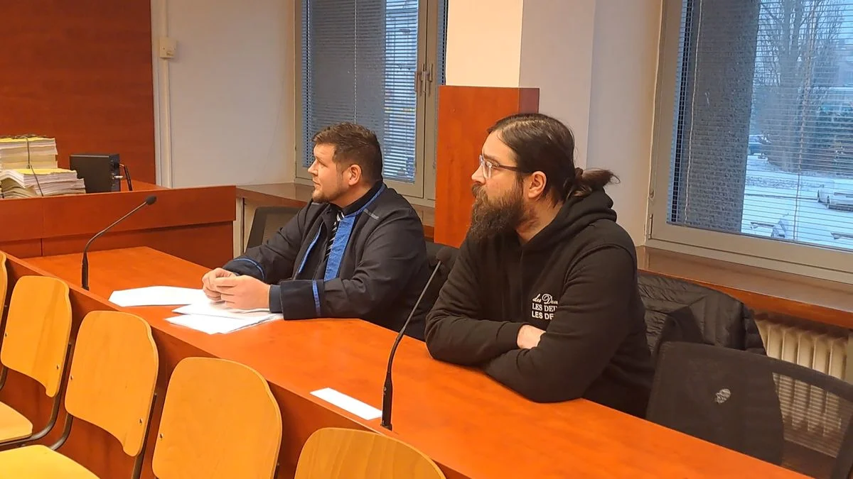 Ilustrace k článku: Soud osvobodil dobrovolného strážce z Českého Švýcarska od obvinění z velkého požáru