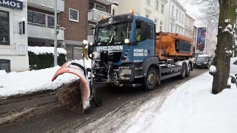 Zpráva: Sněhová bouře zasáhla Evropu, doprava se ocitla v chaosu